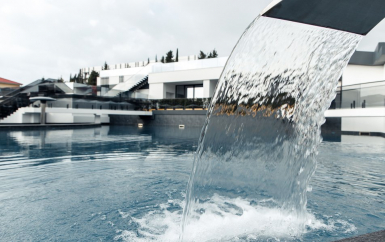 - отель Моне